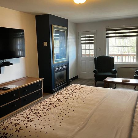 The Grand Tappattoo Resort, Ascend Hotel Collection Otter Lake Extérieur photo