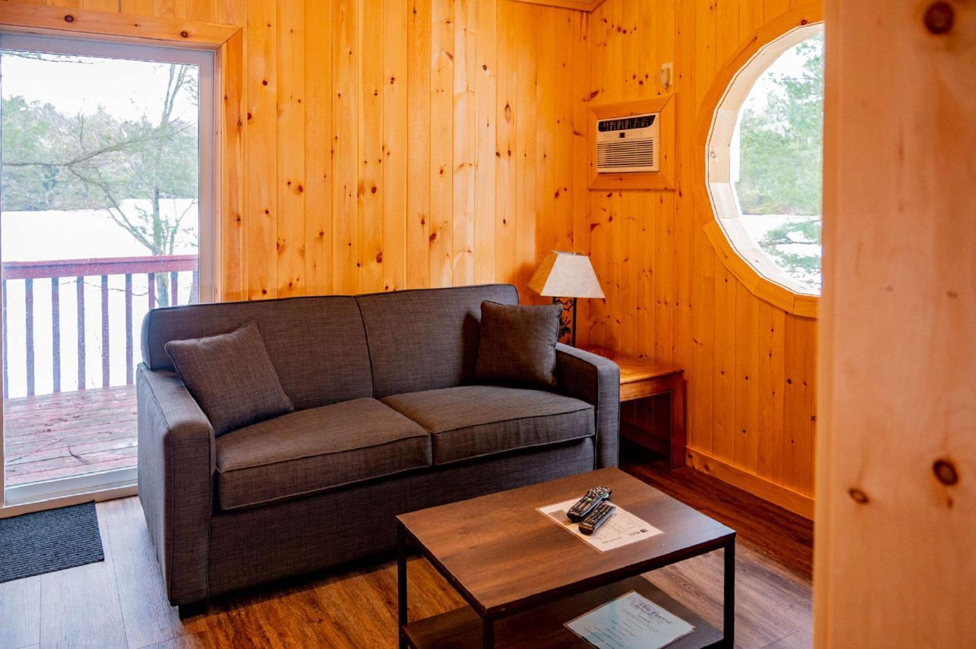 The Grand Tappattoo Resort, Ascend Hotel Collection Otter Lake Extérieur photo