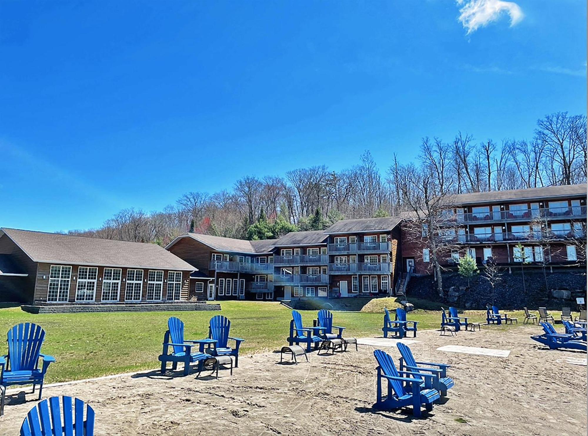 The Grand Tappattoo Resort, Ascend Hotel Collection Otter Lake Extérieur photo